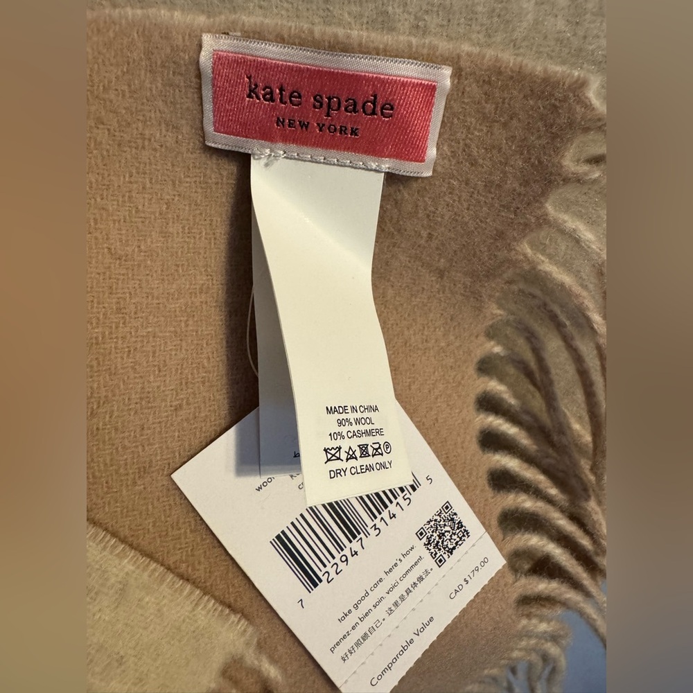 Kate Spade Oblong wool/cashmere scarf new with tag - Picture 4 of 8